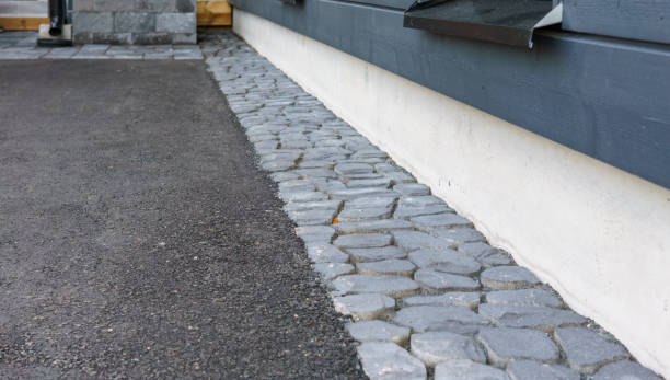 Best Professional Driveway Pavers  in Chittenango, NY